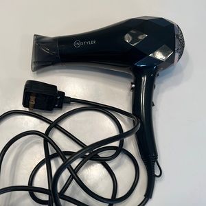 INSTYLER Hair Dryer